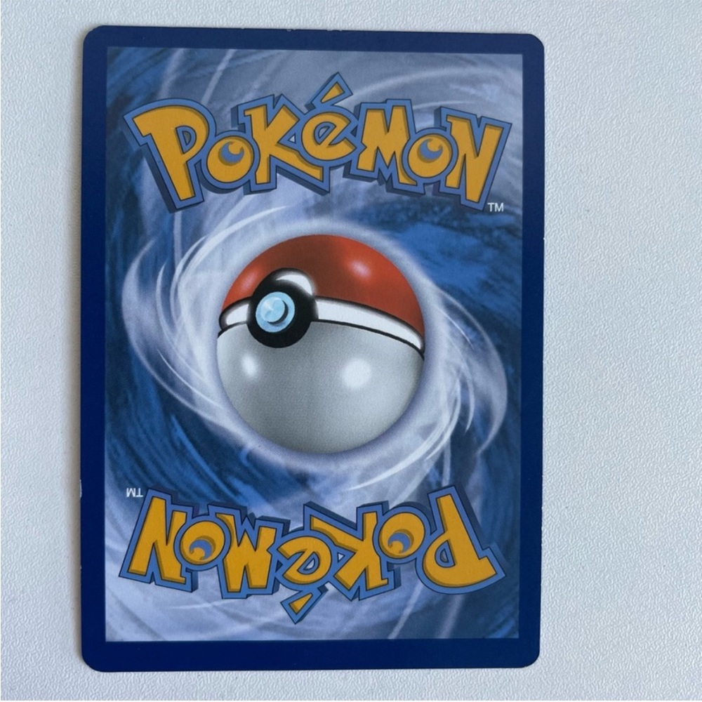 Pokémon Trading Cards Set of 3 Mew VMax | Lucario VStar | Eternatus V - Picture 6 of 13